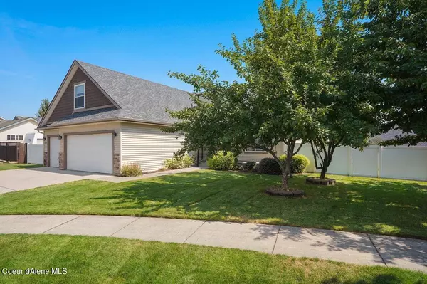 Hayden, ID 83835,2656 Blackberry LOOP