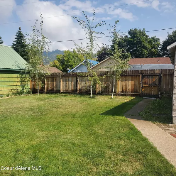 Smelterville, ID 83868,119 F St