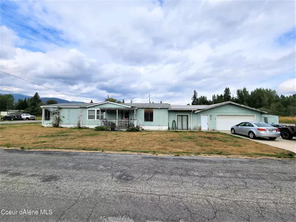 410 5th St, Ponderay, ID 83852