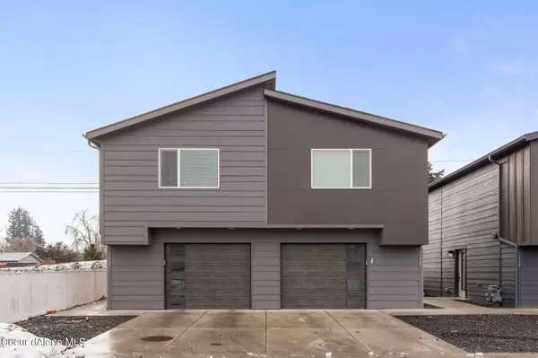 11924 E 2nd Ln, Spokane Valley, WA 99206