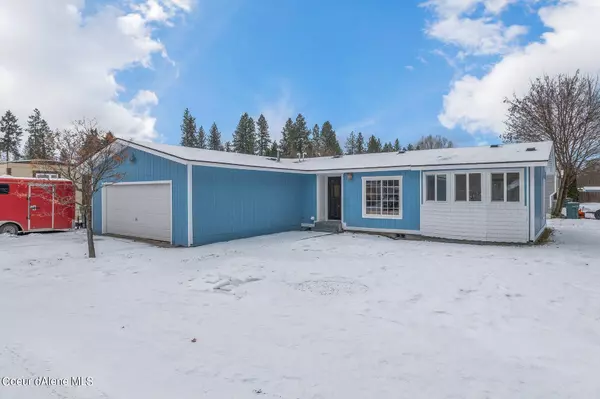 8320 W PARK LOOP, Rathdrum, ID 83858