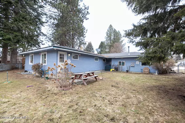 Hayden, ID 83835,1422/1424 E BURNHAM AVE