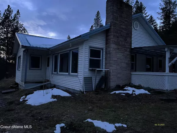 809 Bear Creek, Kingston, ID 83839