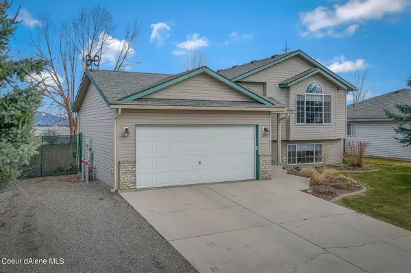 3700 N GRAPHITE CT, Post Falls, ID 83854