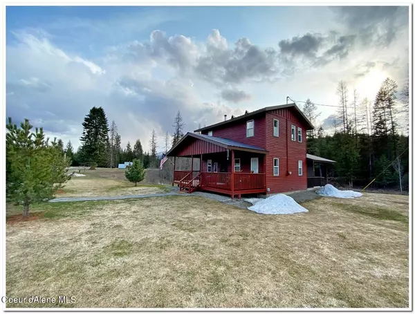 971 Firehouse Rd, Moyie Springs, ID 83845