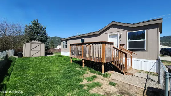 49 N Breeden St, Smelterville, ID 83868