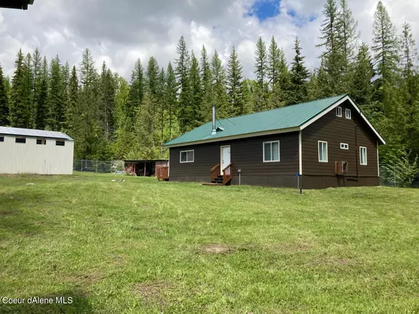 Bonners Ferry, ID 83805,1094 Fortyniner Ln