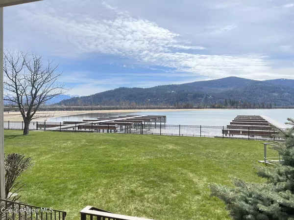 301 Iberian Wy #102,  Sandpoint,  ID 83864