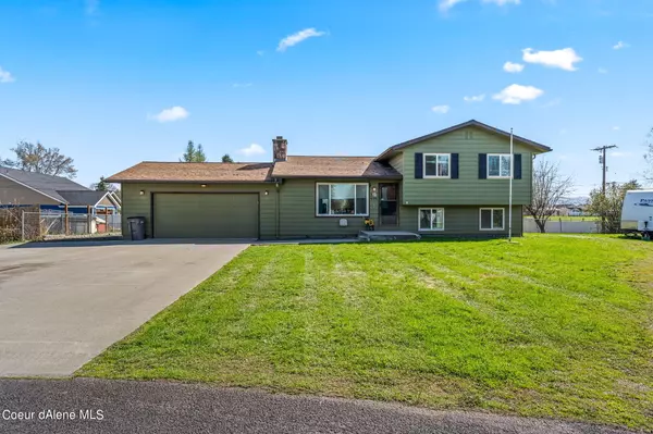 Hayden, ID 83835,696 W Peach Tree Dr