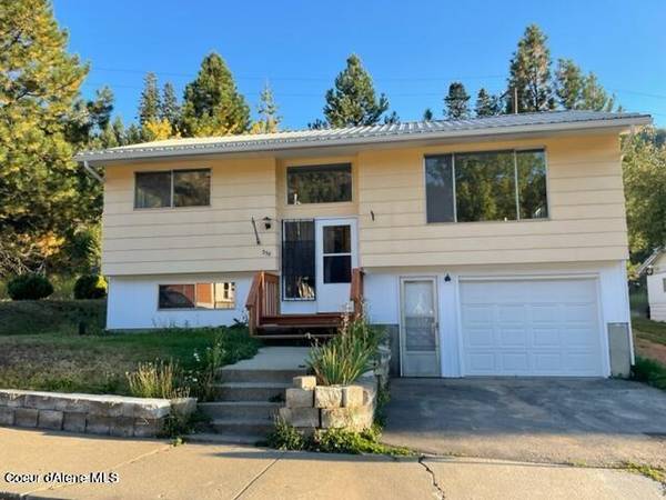 338 Park Ave, Mullan, ID 83846