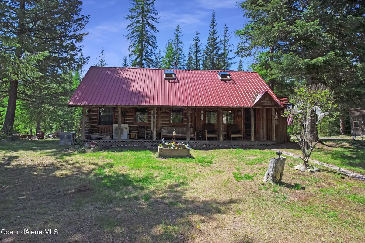 Bonners Ferry, ID 83805,192 Dove RD