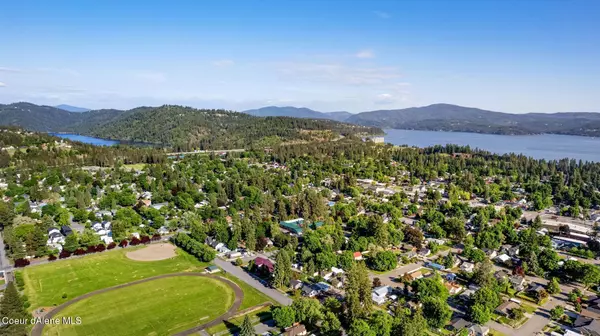 Coeur d'Alene, ID 83814,1302 E GARDEN AVE