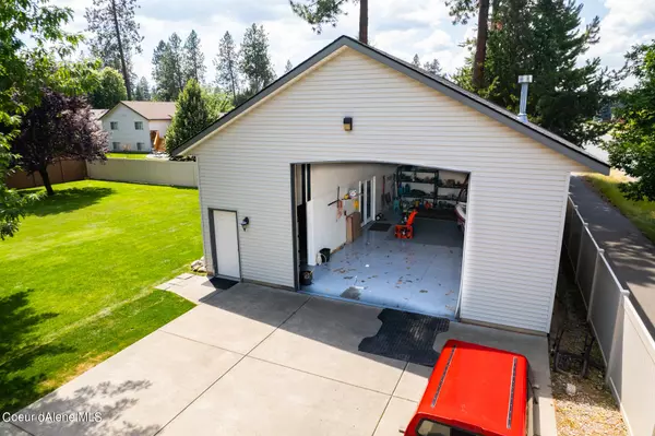 Coeur d'Alene, ID 83815,3957 N 19th ST