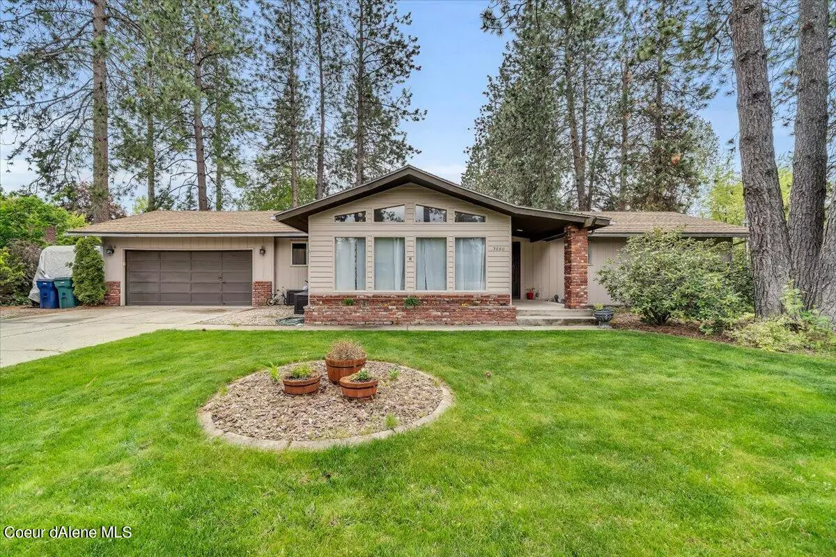 Coeur d'Alene, ID 83815,3680 W EVERGREEN DR