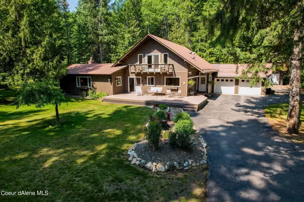 319 Schweitzer Mountain Rd, Sandpoint, ID 83864