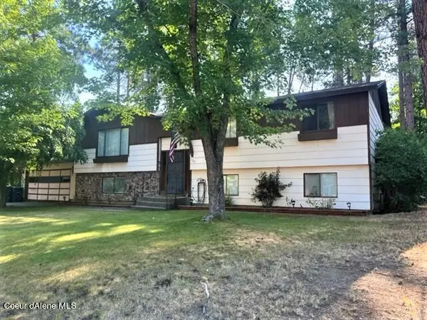 209 S Ridgewood Dr,  Post Falls,  ID 83854