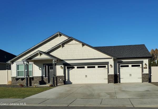 1432 N Mongeau St, Post Falls, ID 83854