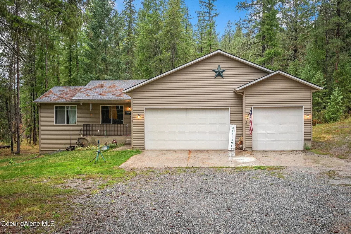 Blanchard, ID 83804,242 Forest WAY