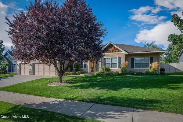 6653 W BUFFALO GRASS LN, Rathdrum, ID 83858