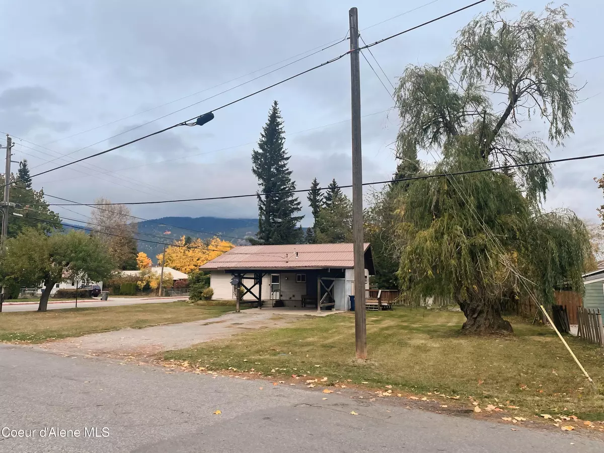 Sandpoint, ID 83864,1328 Main St