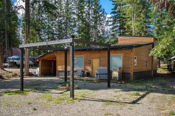 118 Timber Ln, Nordman, ID 83848