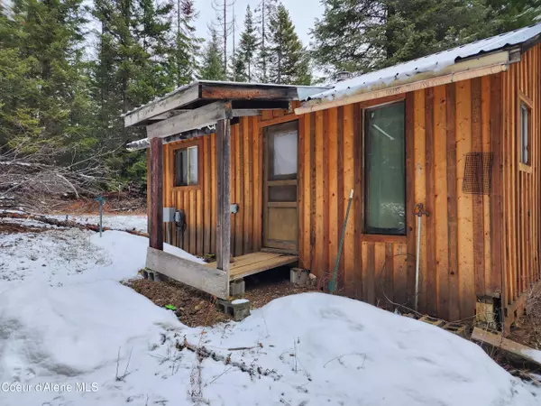 Santa, ID 83866,2904 Pokey Creek Rd