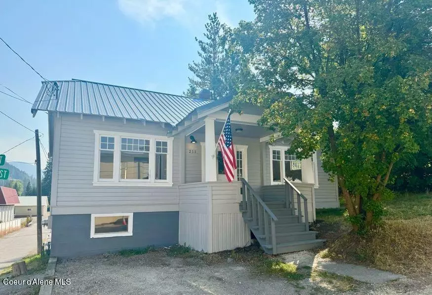 Mullan, ID 83846,211 5th St