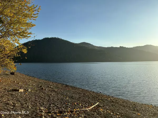 Spirit Lake, ID 83869,6190 W DEVON CT