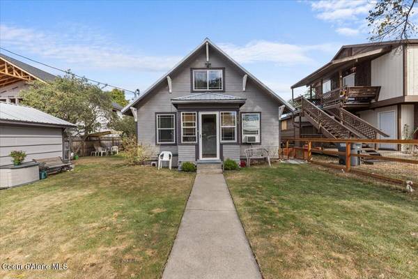 365 E Jefferson Ave, Priest River, ID 83856