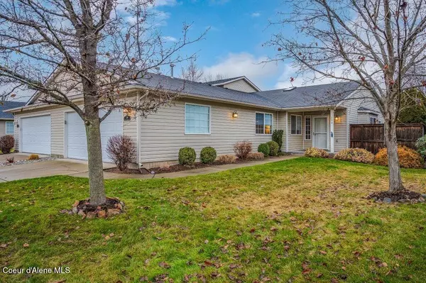 299 E Jeffrey Pine Ln, Coeur d'Alene, ID 83815