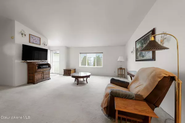 Post Falls, ID 83854,107 W PETAL CT