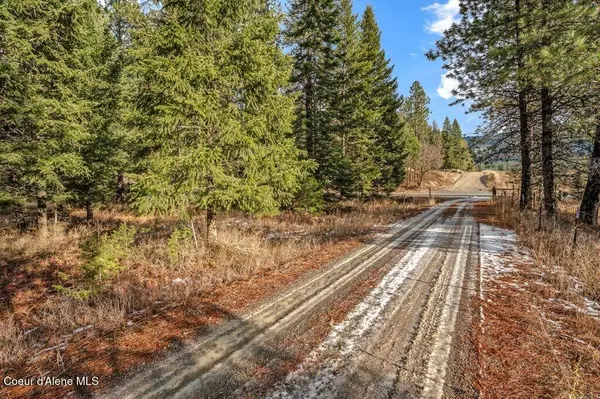 Priest River, ID 83856,2132 Eastside Rd