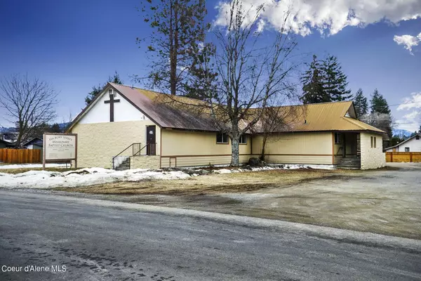 1203 Hickory St, Sandpoint, ID 83864