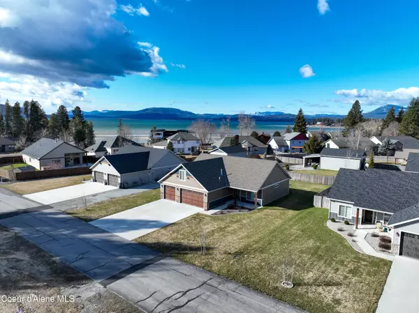 62 Osprey Ln, Sandpoint, ID 83864