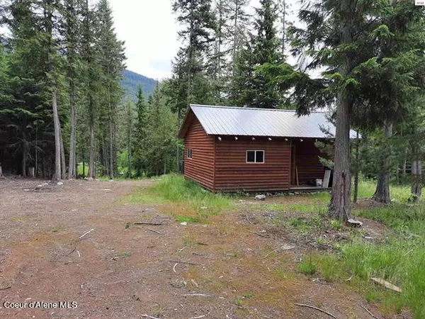 3459 Bethlehem Rd, Bonners Ferry, ID 83805