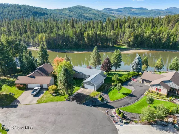 49 Hanaford Ct, Blanchard, ID 83804