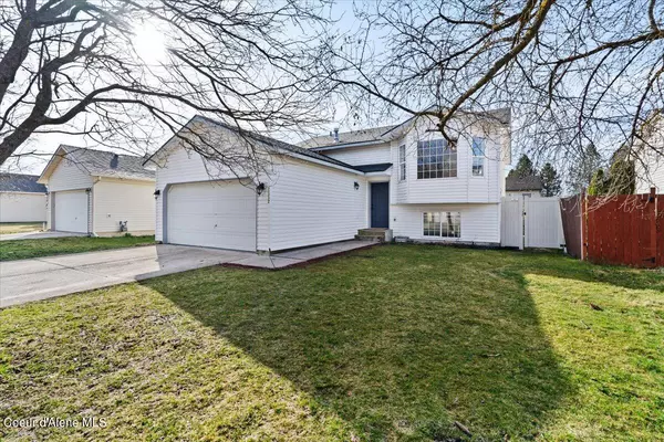 2552 W CLAIRBORNE LN, Coeur d'Alene, ID 83815