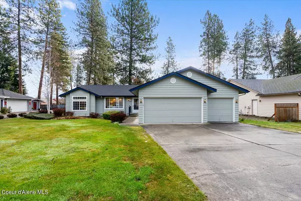 203 S RIVERSIDE HARBOR DR, Post Falls, ID 83854