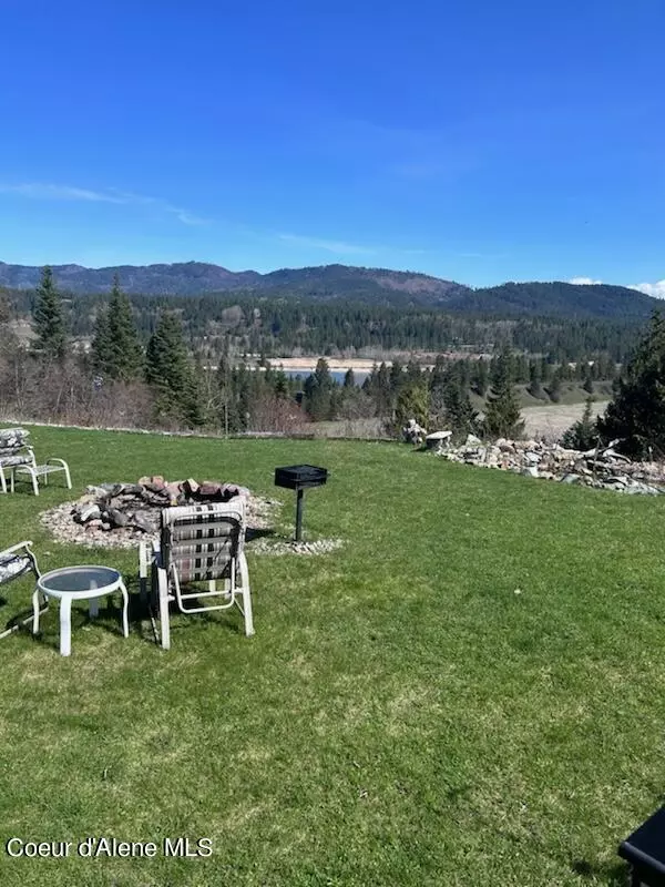 202 Kevin Ln, Oldtown, ID 83822