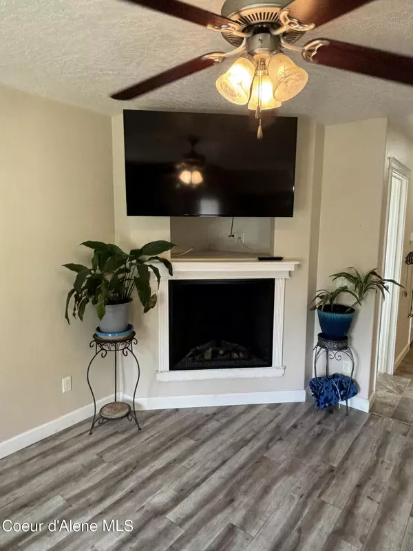 Hayden, ID 83835,10592 N MAY LN