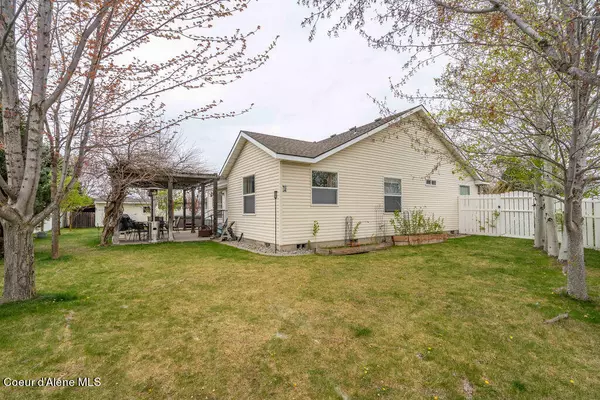 Post Falls, ID 83854,2749 N Dandelion Street