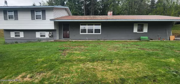 1811 Jefferson Ave, St. Maries, ID 83861