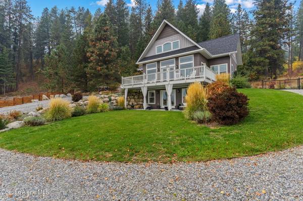 7542 Wildhorse Lane,  Bonners Ferry,  ID 83805