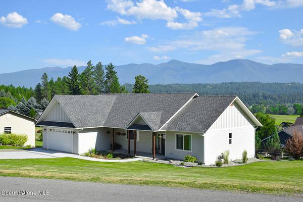 6884 Westview Dr,  Bonners Ferry,  ID 83805