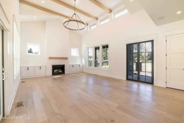 Dalton Gardens, ID 83815,6680 N SNOWBERRY ST