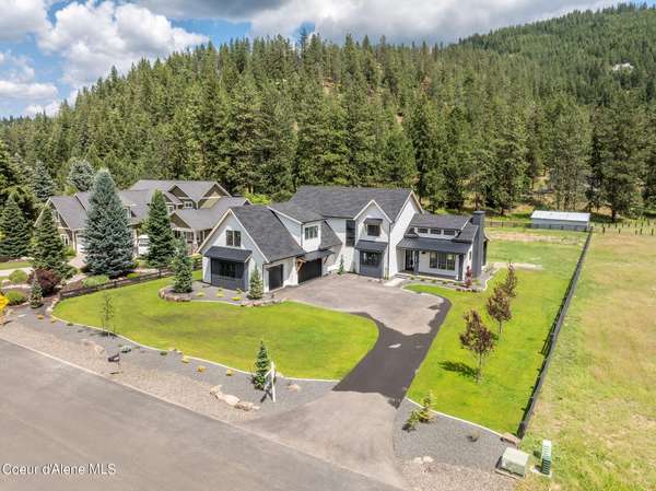 6680 N SNOWBERRY ST, Dalton Gardens, ID 83815