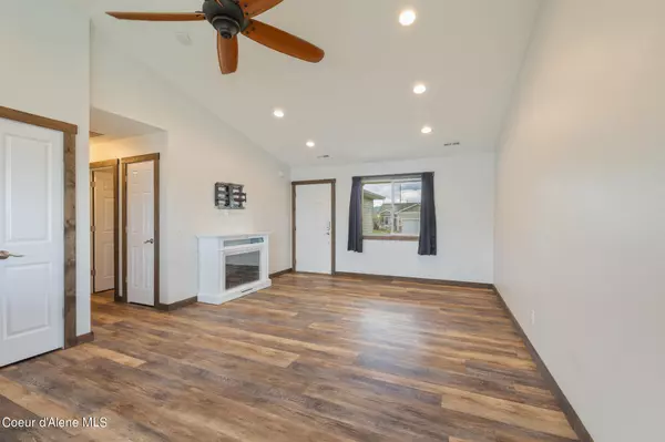 Post Falls, ID 83854,2289 E Knapp Dr