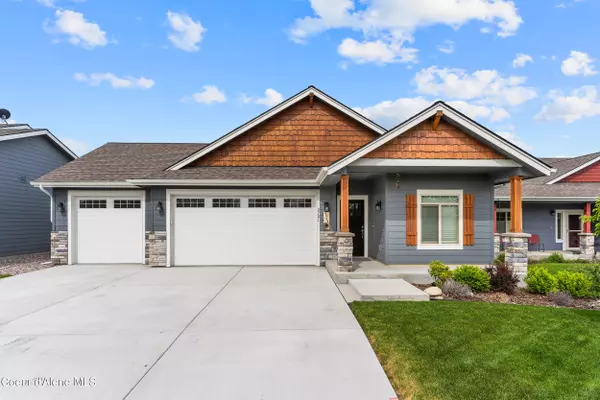 2701 Side Saddle Ln, Post Falls, ID 83854