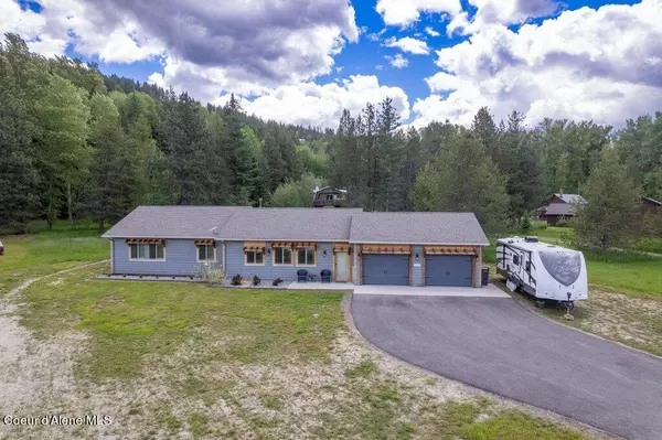 Sagle, ID 83860,966 Comeback Bay Ln