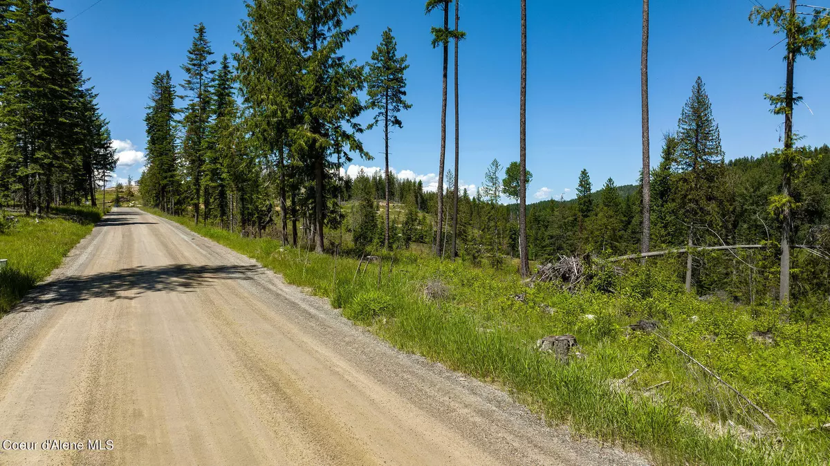 Sandpoint, ID 83864,8360 Sunnyside Rd